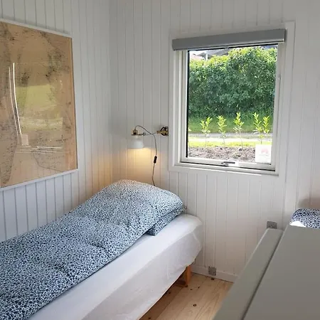 Panoramaudsigt I Idyllisk Sommerhus Pa Langeland Tranekær